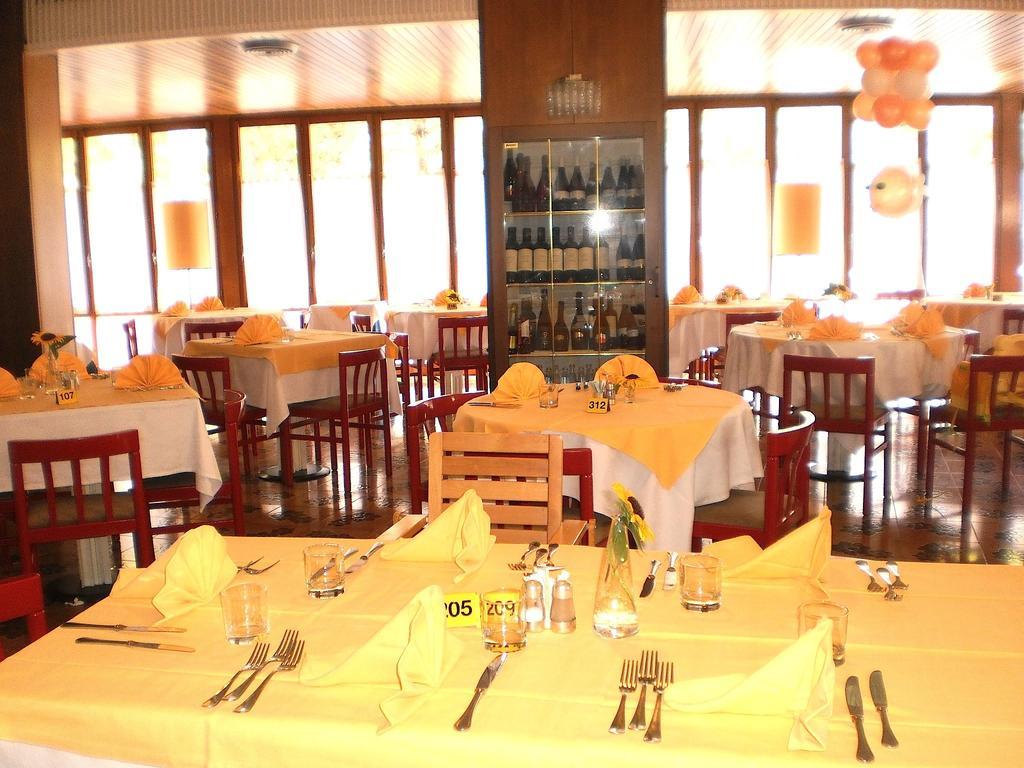 Hotel Plaza Grado Buitenkant foto