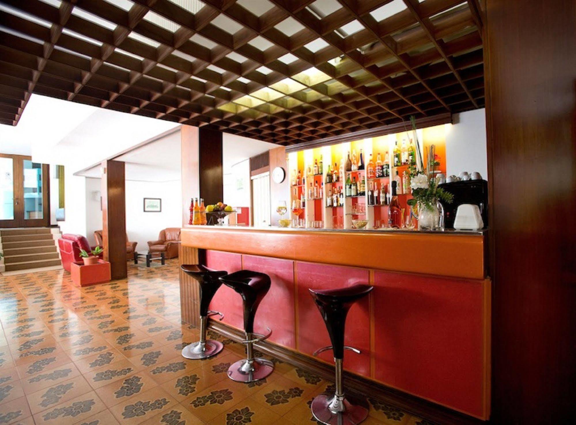 Hotel Plaza Grado Buitenkant foto